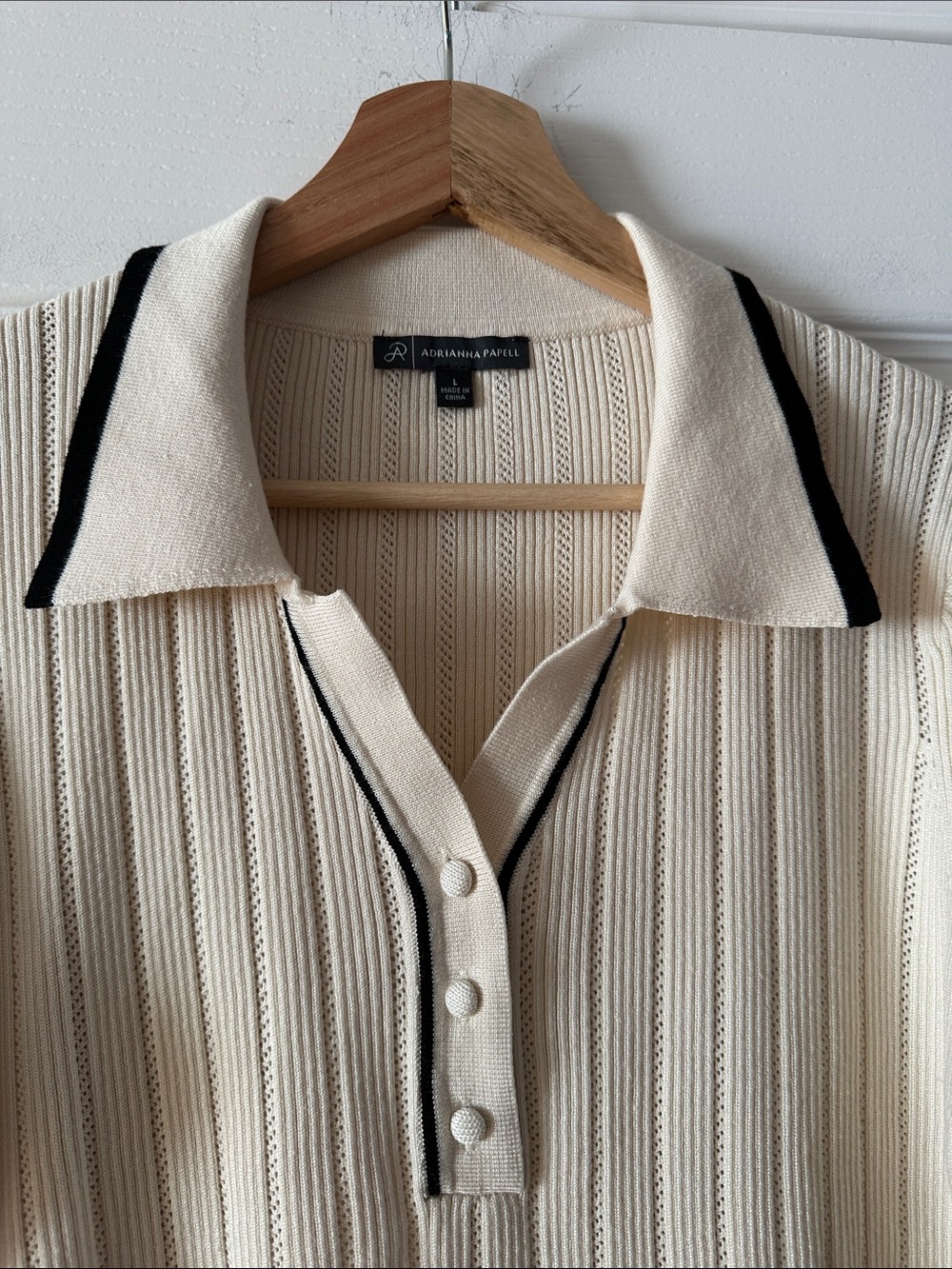 Adrianna Papell Cream Polo Top Black Trim Ribbed Knit, Size Large - Picture 5 of 8